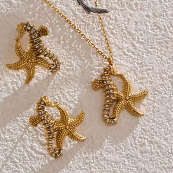 Seahorse Starfish Crystal 18K Gold Stainless Steel Waterproof Jewelry Set - Picture 3 of 16